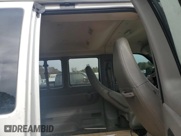 2017 Chevrolet Express Passenger LT с VIN 1GAZGPFF4H1343450, выставлен на аукционе Copart как лот 84738374 с пробегом 152 461 миль миль и Списание • Salvage title. История ставок и продаж доступна на DreamBid. Изображение 11.