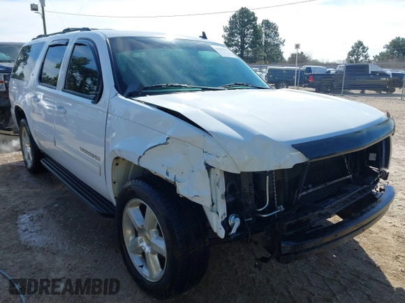2011 Chevrolet Suburban LT with VIN 1GNSCJE00BR218380, listed as a IAAI auction lot 41628402 with 133,394 mi miles. Bid and sale history available at carsss.com. Image 6.
