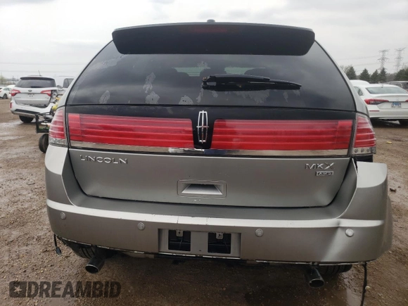 2008 Lincoln MKX with VIN 2LMDU88C68BJ32838, listed as a Copart auction lot 53742445 with 204,749 mi miles and Salvage title. Bid and sale history available at DreamBid. Image 6.