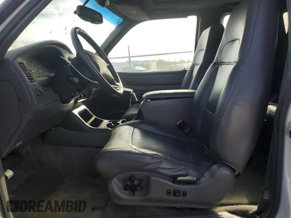 1999 Ford Explorer Sport with VIN 1FMYU24X7XUC50909, listed as a Copart auction lot 50254305 with 83,605 mi miles and Salvage title. Bid and sale history available at DreamBid. Image 7.