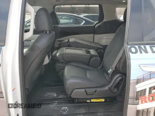 2024 Kia Carnival SX Prestige with VIN KNDNE5H3XR6398458, listed as a Copart auction lot 85314864 with 23,586 mi miles and Salvage Title. Bid and sale history available at DreamBid. Image 11.