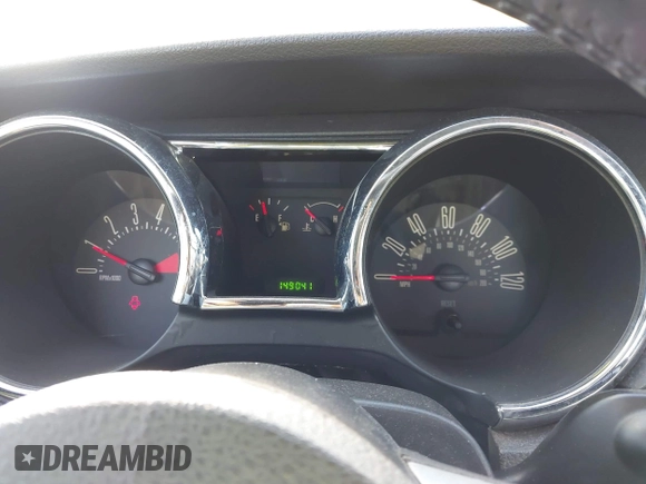 2006 Ford Mustang Standard with VIN 1ZVFT80N065243991, listed as a IAAI auction lot 41900624 with 149,041 mi miles. Bid and sale history available at carsss.com. Image 7.