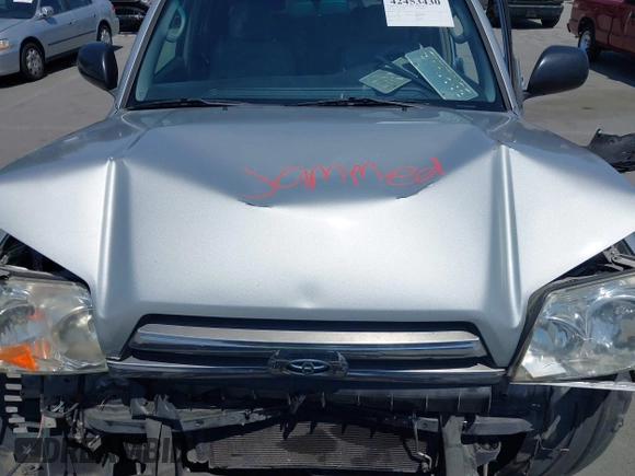 2005 Toyota 4Runner SR5 z VIN JTEZU14R158031515, wystawiony jako IAAI lot #42453430 z przebiegiem 114 071 mil mil oraz . Historia ofert i sprzedaży dostępna na DreamBid. Obrazek 10.