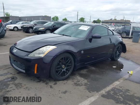 2005 Nissan 350Z Enthusiast z VIN JN1AZ34D25M605438, wystawiony jako IAAI lot #42131179 z przebiegiem 143 157 mil mil oraz . Historia ofert i sprzedaży dostępna na DreamBid. Obrazek 2.