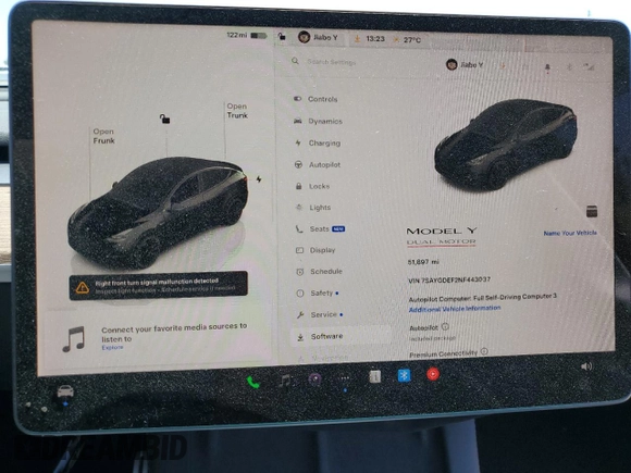 2022 Tesla Model Y Performance z VIN 7SAYGDEF2NF443037, wystawiony jako Copart lot #56870145 z przebiegiem 51 897 mil mil oraz Szkoda całkowita • Salvage title. Historia ofert i sprzedaży dostępna na DreamBid. Obrazek 9.