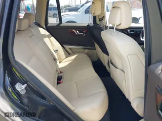 2013 Mercedes-Benz GLK-Class GLK 350 with VIN WDCGG5HB7DG026938, listed as a IAAI auction lot 42096460 with 271,577 mi miles. Bid and sale history available at carsss.com. Image 8.