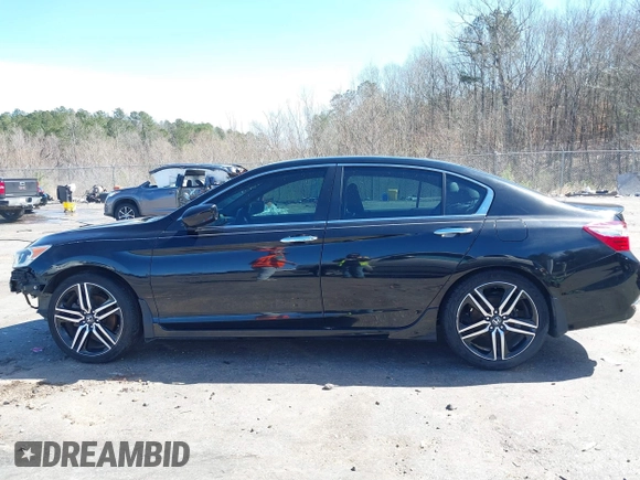 2016 Honda Accord Sport z VIN 1HGCR2F59GA111735, wystawiony jako IAAI lot #41669071 z przebiegiem 108 082 mil mil oraz . Historia ofert i sprzedaży dostępna na DreamBid. Obrazek 14.