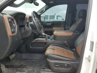 2019 Chevrolet Silverado 1500 High Country with VIN 1GCUYHED7KZ123569, listed as a Copart auction lot 51832765 with 116,614 mi miles and Salvage Title. Bid and sale history available at carsss.com. Image 7.