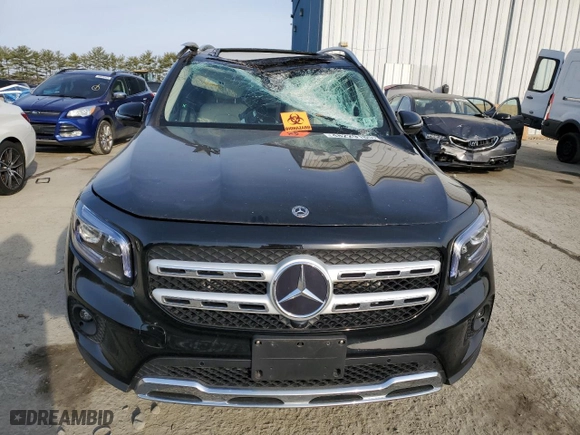 2023 Mercedes-Benz GLB with VIN W1N4M4HB9PW267866, listed as a Copart auction lot 48229185 with 14,607 mi miles and Salvage Title. Bid and sale history available at carsss.com. Image 5.
