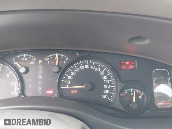 2004 Pontiac Bonneville SE z VIN 1G2HX52K24U171782, wystawiony jako IAAI lot #42099195 z przebiegiem 226 500 mil mil oraz . Historia ofert i sprzedaży dostępna na DreamBid. Obrazek 7.