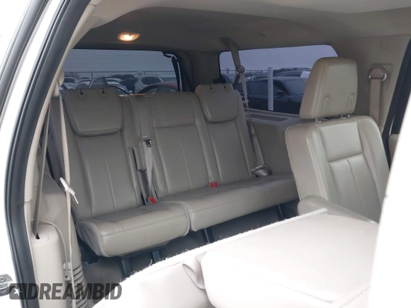 2013 Ford Expedition Max Limited с VIN 1FMJK2A53DEF19312, выставлен на аукционе IAAI как лот 42362518 с пробегом 179 629 миль миль и . История ставок и продаж доступна на DreamBid. Изображение 8.