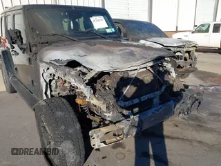 2024 Jeep Wrangler High Altitude z VIN 1C4RJXU68RW176137, wystawiony jako IAAI lot #41326725 z przebiegiem Nie podano mil oraz . Historia ofert i sprzedaży dostępna na DreamBid. Obrazek 6.