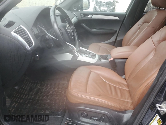 2010 Audi Q5 Prestige z VIN WA1WKAFP8AA098800, wystawiony jako Copart lot #72386404 z przebiegiem 192 972 mil mil oraz Szkoda całkowita • Salvage title. Historia ofert i sprzedaży dostępna na DreamBid. Obrazek 7.