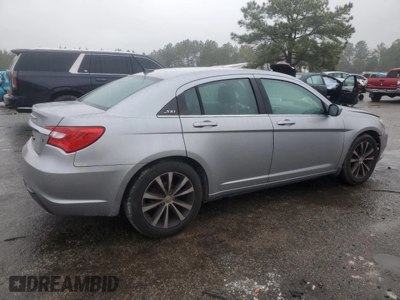 2013 Chrysler 200 Limited with VIN 1C3CCBCG7DN600889, listed as a Copart auction lot 46275575 with 124,263 mi miles and Salvage Title. Bid and sale history available at carsss.com. Image 3.