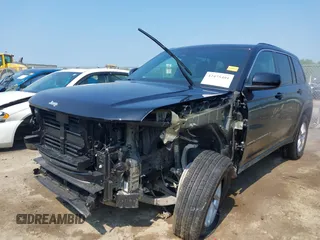 2025 Jeep Grand Cherokee Altitude X z VIN 1C4RJHAG9SC268299, wystawiony jako IAAI lot #42475401 z przebiegiem 2 649 mil mil oraz . Historia ofert i sprzedaży dostępna na DreamBid. Obrazek 18.