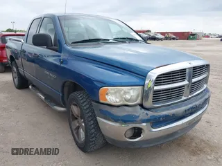 2005 Dodge 1500 SLT with VIN 1D7HA18N05S207978, listed as a IAAI auction lot 42072297 with 194,699 mi miles. Bid and sale history available at carsss.com. Image 1.