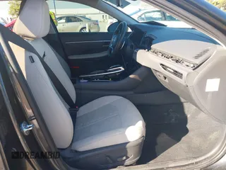 2020 Hyundai Sonata Hybrid Ultimate with VIN KMHL34JJ0LA011724, listed as a IAAI auction lot 41861571 with 1 mi miles. Bid and sale history available at carsss.com. Image 5.