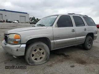 2000 GMC Yukon SLE z VIN 1GKEC13T7YJ139481, wystawiony jako Copart lot #55997875 z przebiegiem Nie podano mil oraz Szkoda całkowita • Salvage title. Historia ofert i sprzedaży dostępna na DreamBid. Obrazek 1.