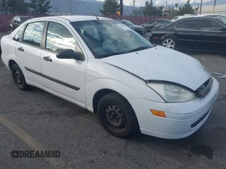 2000 Ford Focus LX with VIN 1FAFP33P3YW254784, listed as a IAAI auction lot 41429406 with 88,572 mi miles and . Bid and sale history available at carsss.com. Image 1.
