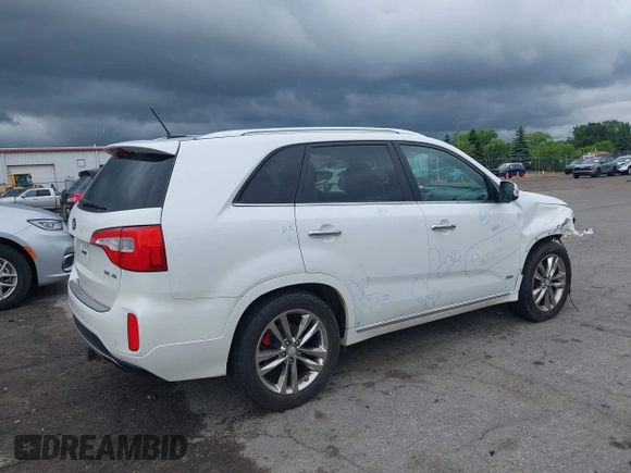 2015 Kia Sorento SX Limited with VIN 5XYKWDA7XFG579348, listed as a IAAI auction lot 42542791 with 76,823 mi miles and . Bid and sale history available at DreamBid. Image 4.
