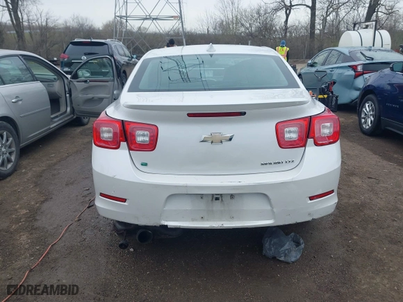 2015 Chevrolet Malibu LTZ with VIN 1G11F5SL0FF223841, listed as a IAAI auction lot 41850558 with 155,588 mi miles. Bid and sale history available at carsss.com. Image 16.