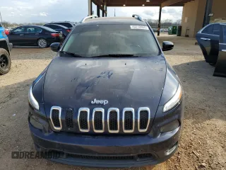 2015 Jeep Cherokee Latitude with VIN 1C4PJLCBXFW700186, listed as a Copart auction lot 49210955 with 160,087 mi miles and Salvage Title. Bid and sale history available at DreamBid. Image 5.