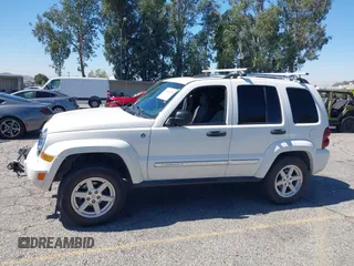 2006 Jeep Liberty Limited z VIN 1J4GL58K56W183758, wystawiony jako IAAI lot #42690220 z przebiegiem 76 067 mil mil oraz . Historia ofert i sprzedaży dostępna na DreamBid. Obrazek 14.