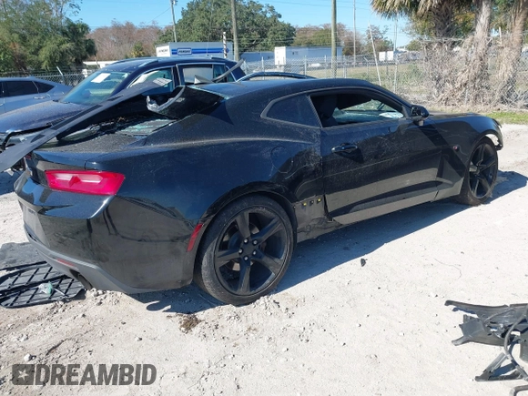 2018 Chevrolet Camaro 1LT with VIN 1G1FB1RS2J0121282, listed as a IAAI auction lot 41286376 with Not Provided miles and . Bid and sale history available at DreamBid. Image 4.