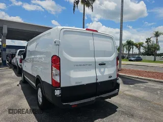 2020 Ford Transit z VIN 1FTBR1YG6LKA32420, wystawiony jako IAAI lot #42786972 z przebiegiem 45 104 mil mil oraz . Historia ofert i sprzedaży dostępna na DreamBid. Obrazek 12.