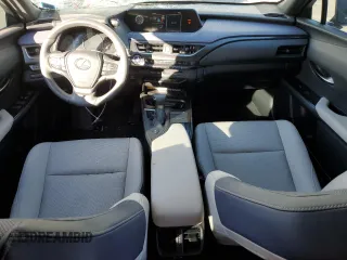 2022 Lexus UX 250h z VIN JTHP9JBH1N2060294, wystawiony jako Copart lot #76330054 z przebiegiem 45 350 mil mil oraz Nie do naprawy. Historia ofert i sprzedaży dostępna na DreamBid. Obrazek 8.