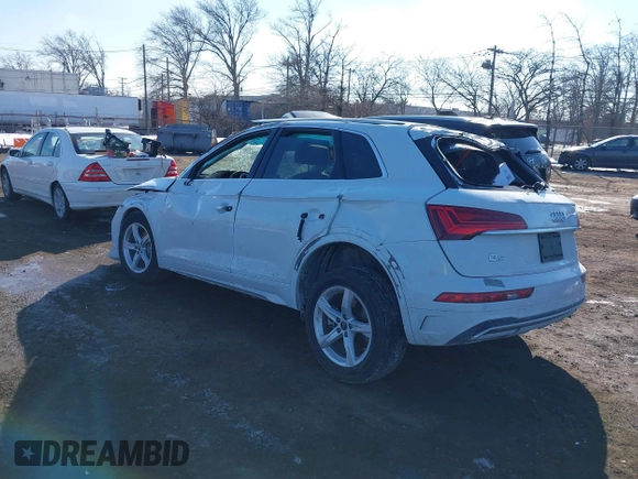 2024 Audi Q5 Premium with VIN WA1ABAFY8R2043756, listed as a IAAI auction lot 41410186 with 23,906 mi miles and . Bid and sale history available at DreamBid. Image 3.
