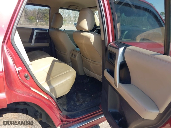 2010 Toyota 4Runner SR5 with VIN JTEZU5JR6A5012319, listed as a IAAI auction lot 41555076 with 161,947 mi miles. Bid and sale history available at carsss.com. Image 8.