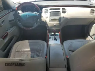 2008 Hyundai Azera Limited с VIN KMHFC46F98A303977, выставлен на аукционе Copart как лот 62328645 с пробегом 220 663 миль миль и Списание • Salvage title. История ставок и продаж доступна на DreamBid. Изображение 8.
