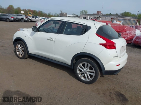 2014 Nissan Juke S with VIN JN8AF5MV6ET482103, listed as a IAAI auction lot 42126935 with 125,506 mi miles. Bid and sale history available at carsss.com. Image 3.