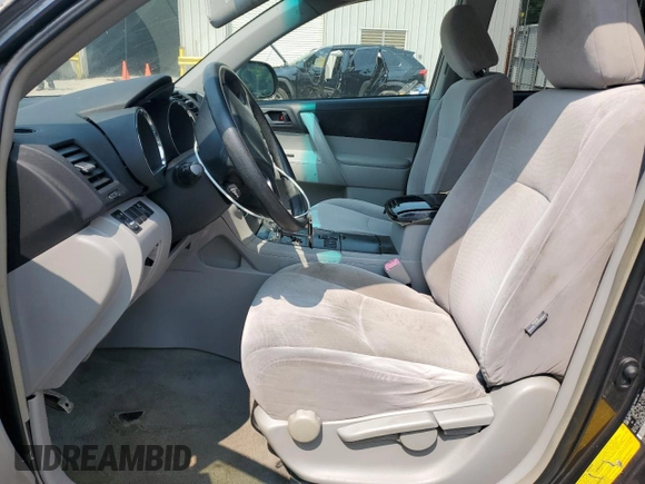 2008 Toyota Highlander with VIN JTEDS41A482007989, listed as a Copart auction lot 58773345 with 388,363 mi miles and Salvage title. Bid and sale history available at DreamBid. Image 7.