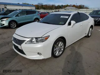 2015 Lexus ES 300h Hybrid with VIN JTHBW1GG9F2092821, listed as a Copart auction lot 64682472 with 89,971 mi miles. Bid and sale history available at carsss.com. Image 2.