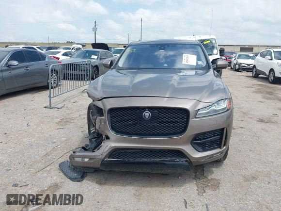 2017 Jaguar F-Pace 35t R-Sport с VIN SADCL2BVXHA067434, выставлен на аукционе IAAI как лот 42057515 с пробегом 101 435 миль миль и . История ставок и продаж доступна на DreamBid. Изображение 12.