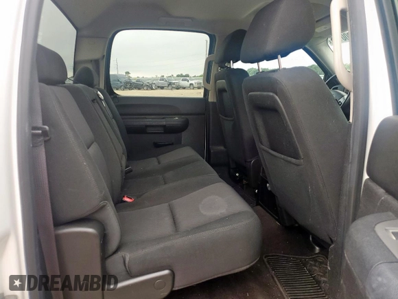 2013 GMC Sierra 1500 SLE z VIN 3GTP1VE07DG304851, wystawiony jako Copart lot #58800165 z przebiegiem 177 827 mil mil oraz Czysty tytuł • Clean title. Historia ofert i sprzedaży dostępna na DreamBid. Obrazek 10.