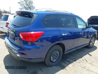 2017 Nissan Pathfinder Platinum with VIN 5N1DR2MN0HC616120, listed as a IAAI auction lot 42493238 with 90,960 mi miles and . Bid and sale history available at DreamBid. Image 4.
