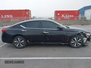 2019 Nissan Altima 2.5 SL with VIN 1N4BL4EV6KC165666, listed as a IAAI auction lot 41793064 with 171,927 mi miles. Bid and sale history available at carsss.com. Image 19.
