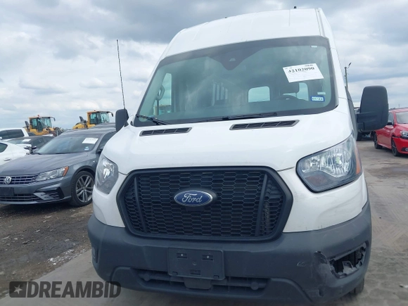 2021 Ford Transit Cargo z VIN 1FTBR3X80MKA03860, wystawiony jako IAAI lot #42102090 z przebiegiem 41 490 mil mil oraz . Historia ofert i sprzedaży dostępna na DreamBid. Obrazek 12.