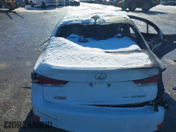 2018 Lexus IS 300 with VIN JTHC81D2XJ5027216, listed as a IAAI auction lot 41422510 with Not provided miles and . Bid and sale history available at DreamBid. Image 6.