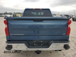 2024 Chevrolet Silverado 1500 LT with VIN 1GCUDDE82RZ256810, listed as a Copart auction lot 86502814 with 9,224 mi miles and Salvage Title. Bid and sale history available at carsss.com. Image 6.