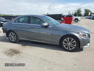 2017 Mercedes-Benz C 300 с VIN 55SWF4JB6HU192116, выставлен на аукционе Copart как лот 63013535 с пробегом 52 461 миль миль и Списание • Salvage title. История ставок и продаж доступна на DreamBid. Изображение 4.