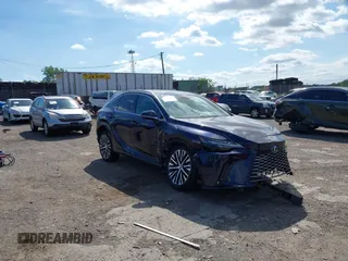 2023 Lexus RX 350 z VIN 2T2BAMCA1PC029827, wystawiony jako IAAI lot #42302014 z przebiegiem 13 766 mil mil oraz . Historia ofert i sprzedaży dostępna na DreamBid. Obrazek 1.