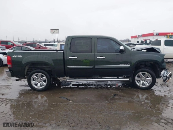 2013 GMC Sierra 1500 SLT with VIN 3GTP2WE70DG205210, listed as a IAAI auction lot 41107618 with 166,354 mi miles. Bid and sale history available at carsss.com. Image 13.