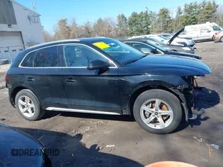 2021 Audi Q5 Premium with VIN WA1AAAFY9M2080598, listed as a IAAI auction lot 41729866 with 32,380 mi miles. Bid and sale history available at carsss.com. Image 13.