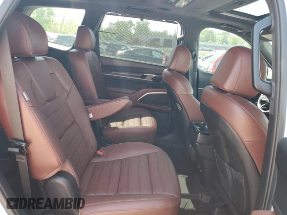 2023 Kia Telluride SX X-Line with VIN 5XYP5DGC1PG341113, listed as a Copart auction lot 54767765 with 8,774 mi miles and Salvage title. Bid and sale history available at DreamBid. Image 10.