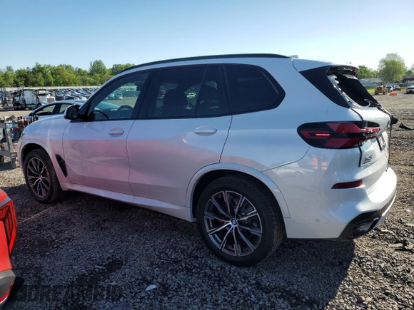 2025 BMW X5 xDrive40i z VIN 5UX23EU08S9Z95423, wystawiony jako Copart lot #55777635 z przebiegiem 695 mil mil oraz Szkoda całkowita • Salvage title. Historia ofert i sprzedaży dostępna na DreamBid. Obrazek 2.