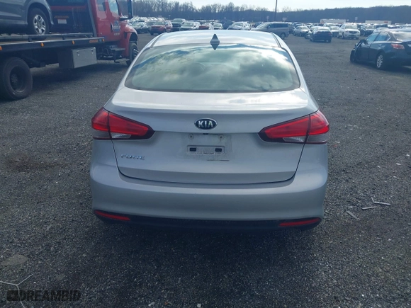 2018 Kia Forte S with VIN 3KPFL4A77JE170563, listed as a IAAI auction lot 41478708 with 73,237 mi miles. Bid and sale history available at carsss.com. Image 15.